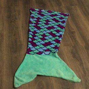Mermaid tail blanket